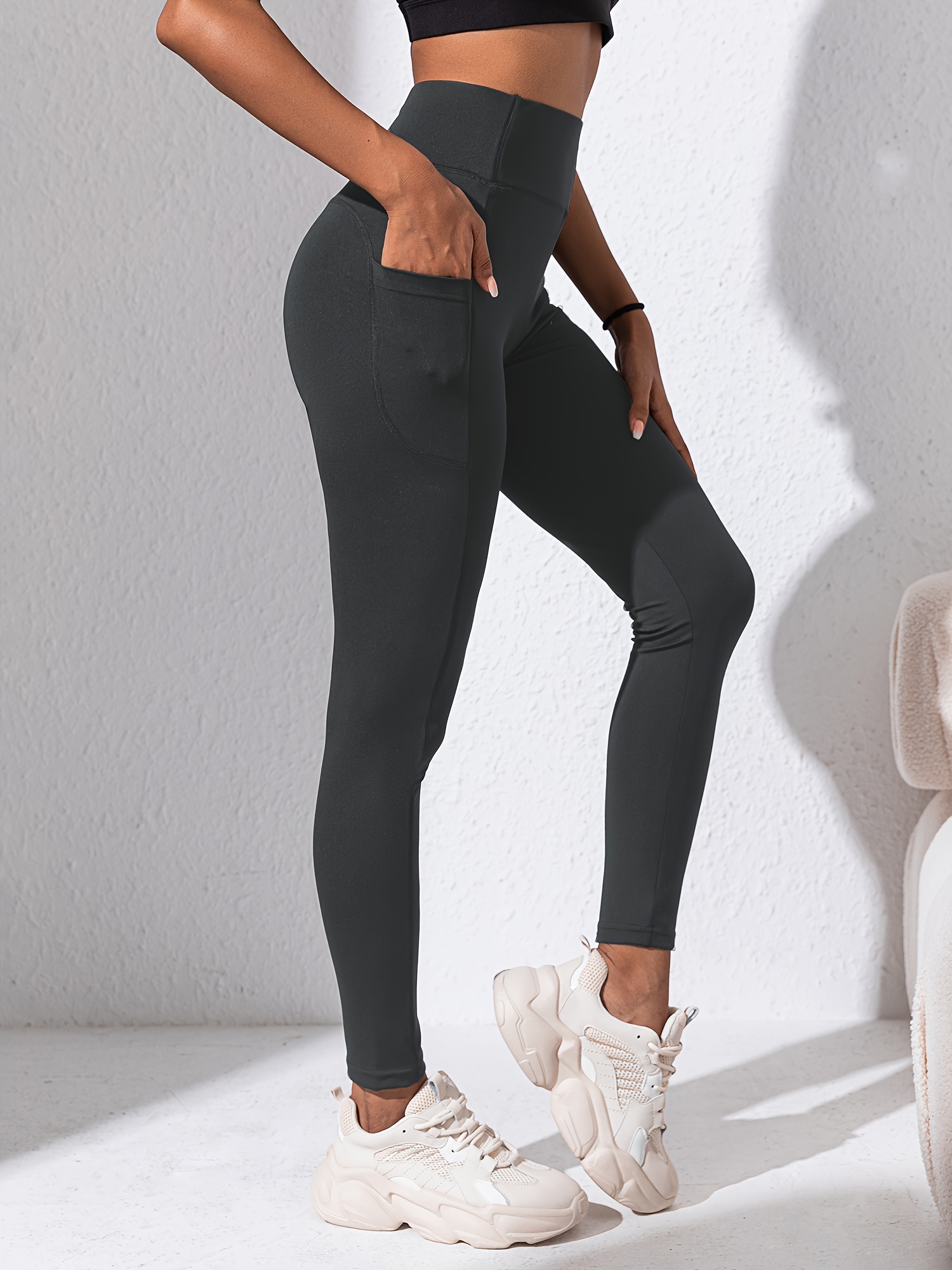 Women's Solid Ruched High Waisted Yoga Pants With Inner Pockets Legging 