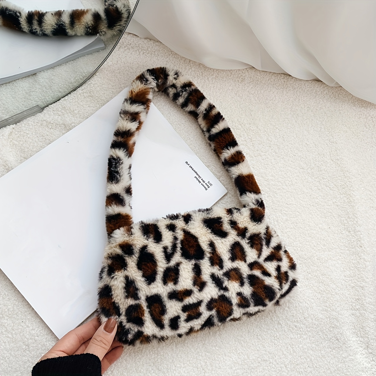Hello Kitty Plush Shoulder Bags For Women Female Winter Plush Underarm Bags  Leopard Zebra Pattern Fluffy Tote Bags Small Purses