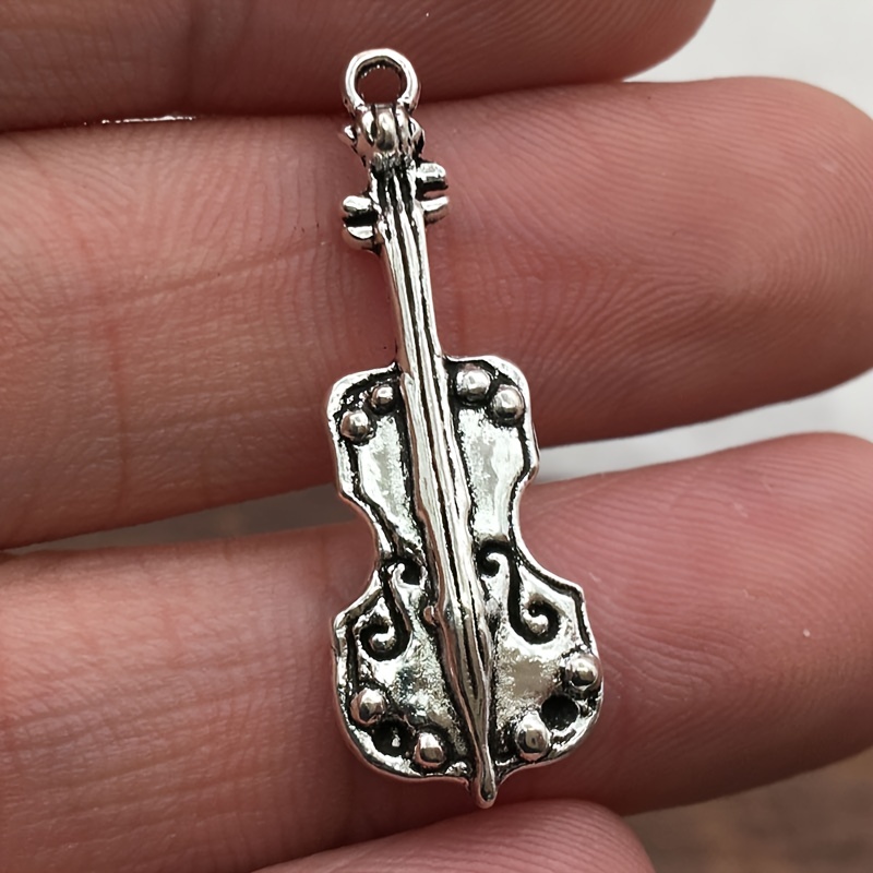 Zinc Alloy Keychain Metal Keychain with Headphone Guitar Music Note Pendant  Silver