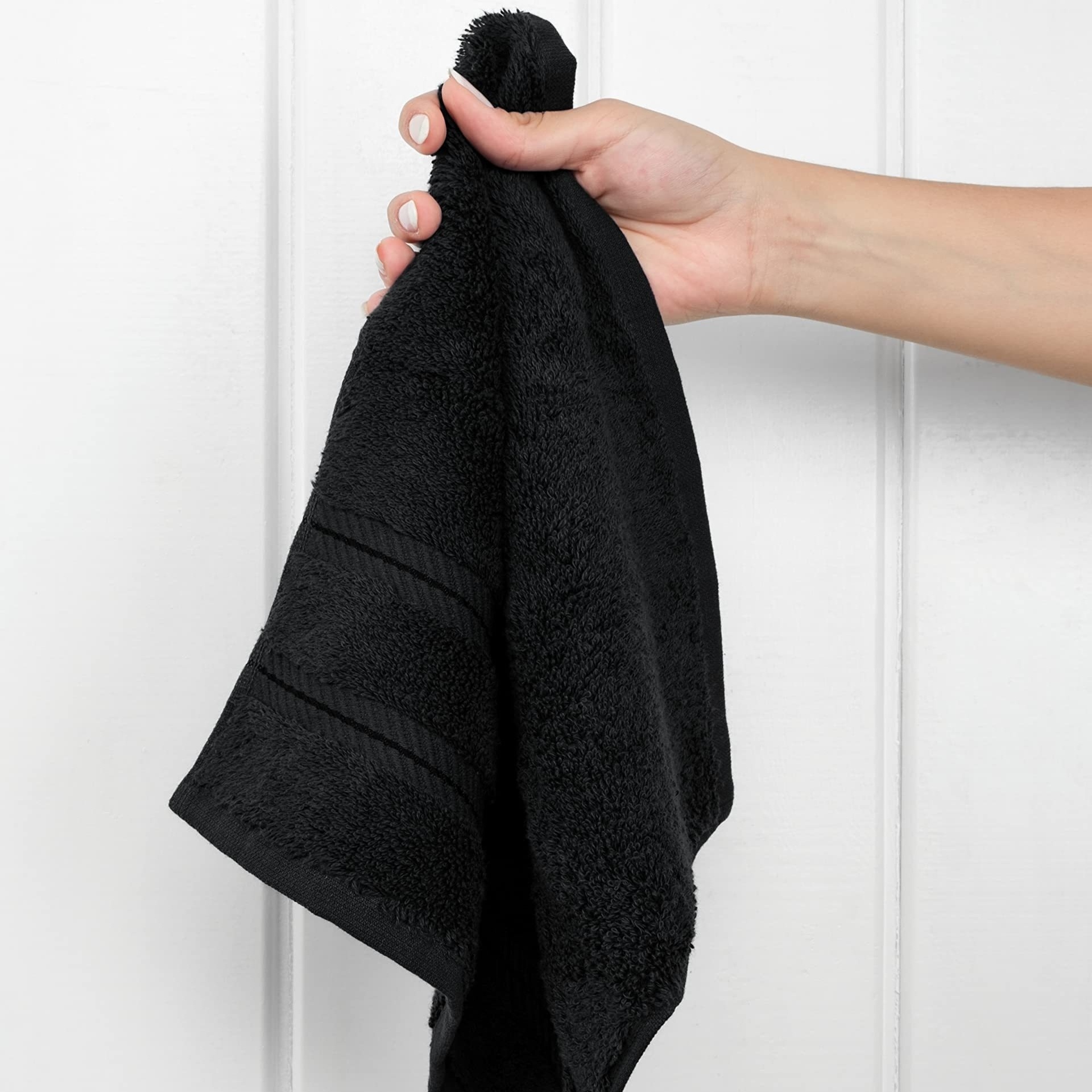 TRIDENT Black Towel Set, 1 Black Bath Towel, 1 Black Hand Towel, 1 Black  Wash Cloths, Soft Absorbent Bathroom Towels, Cotton Towel Set, Black  Bathroom