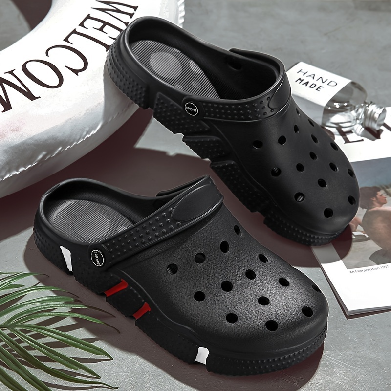 Mens closed toe clearance crocs