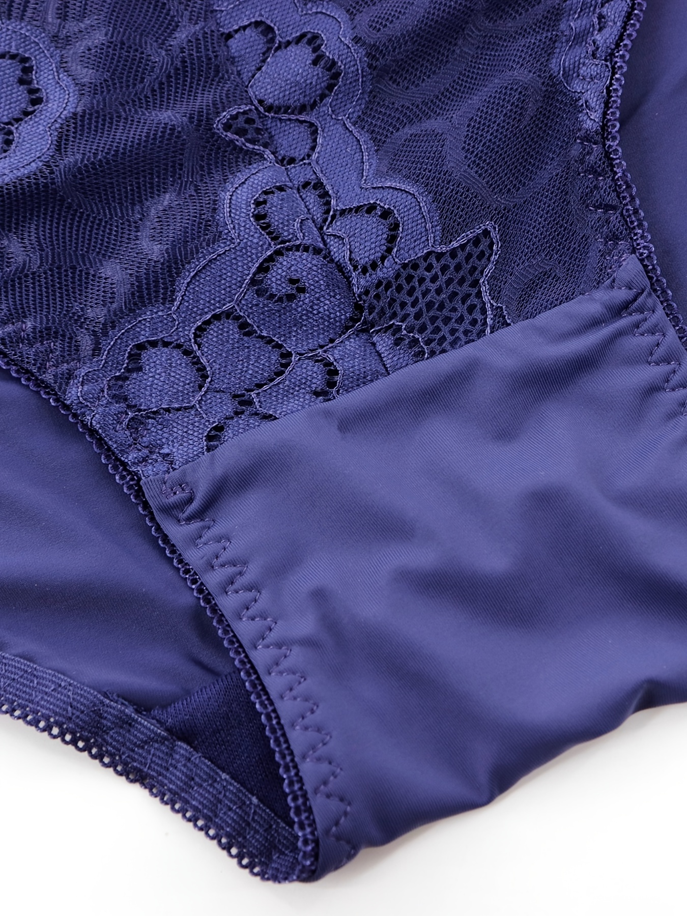 Plus Size Contrast Lace Bra High Waist Panty Lingerie Set - Temu