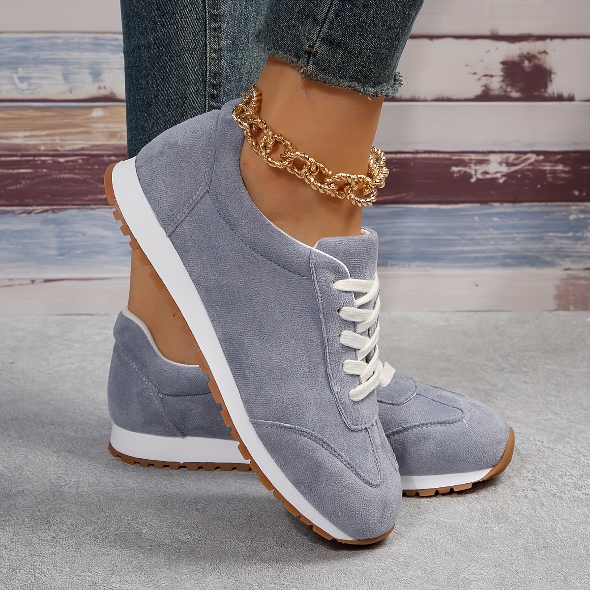 Comfortable store platform trainers