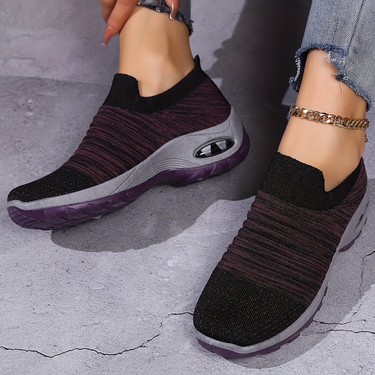 Low-Top Slip-On Sports Shoes