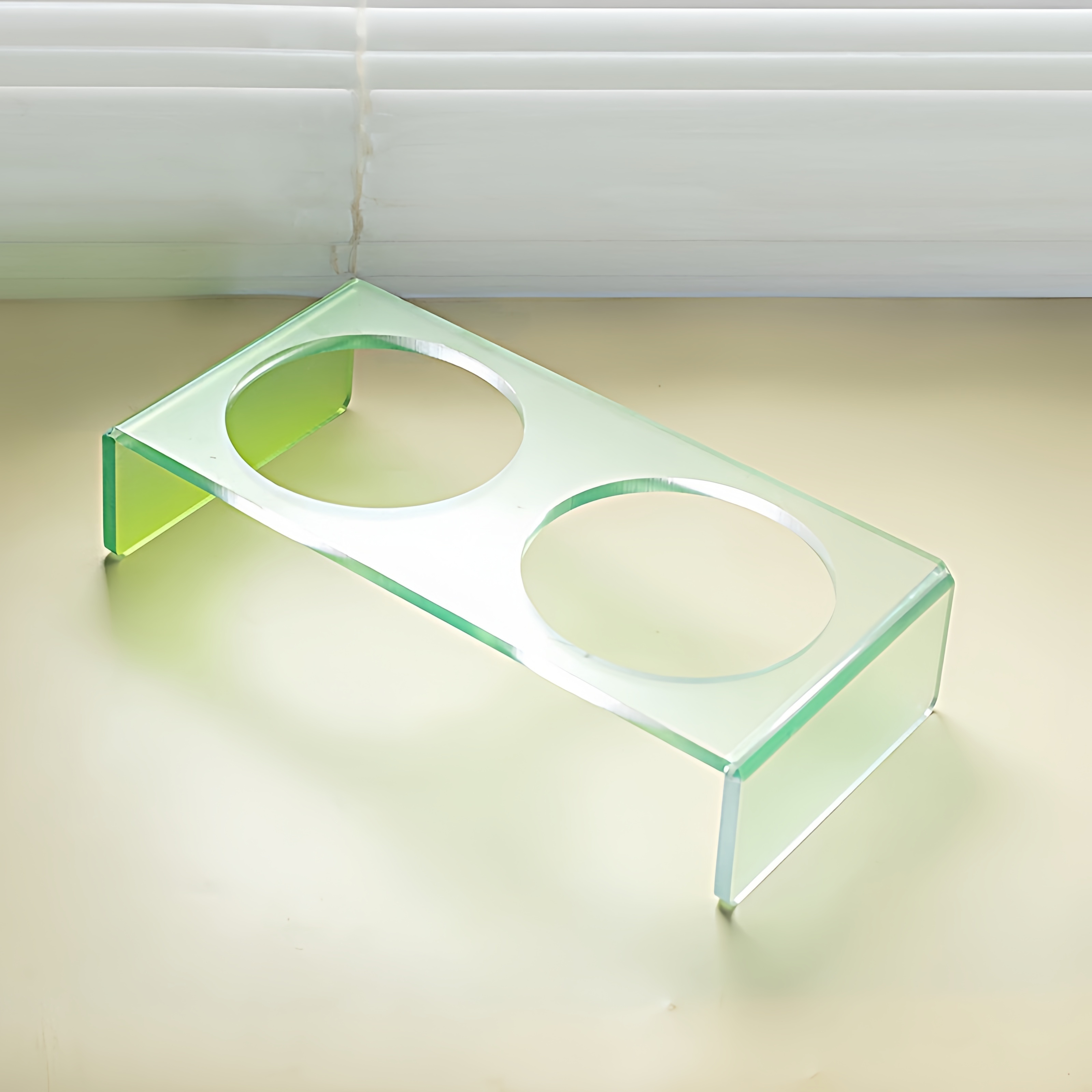 Acrylic dog bowl clearance stand