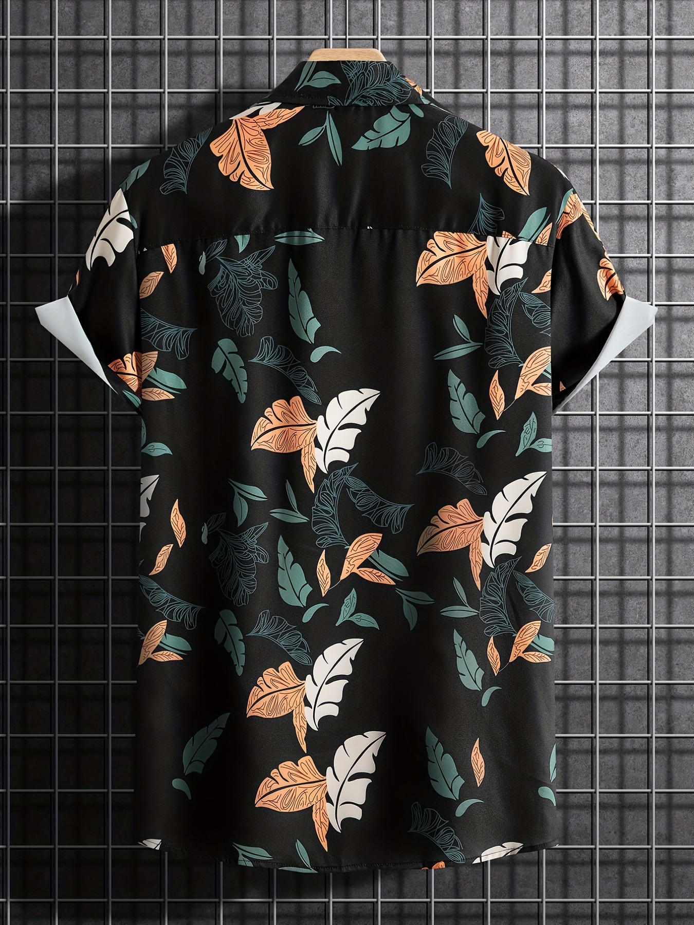 Black Exclusive Leaf Pattern Short Sleeve Button Up Hawaiian Shirt