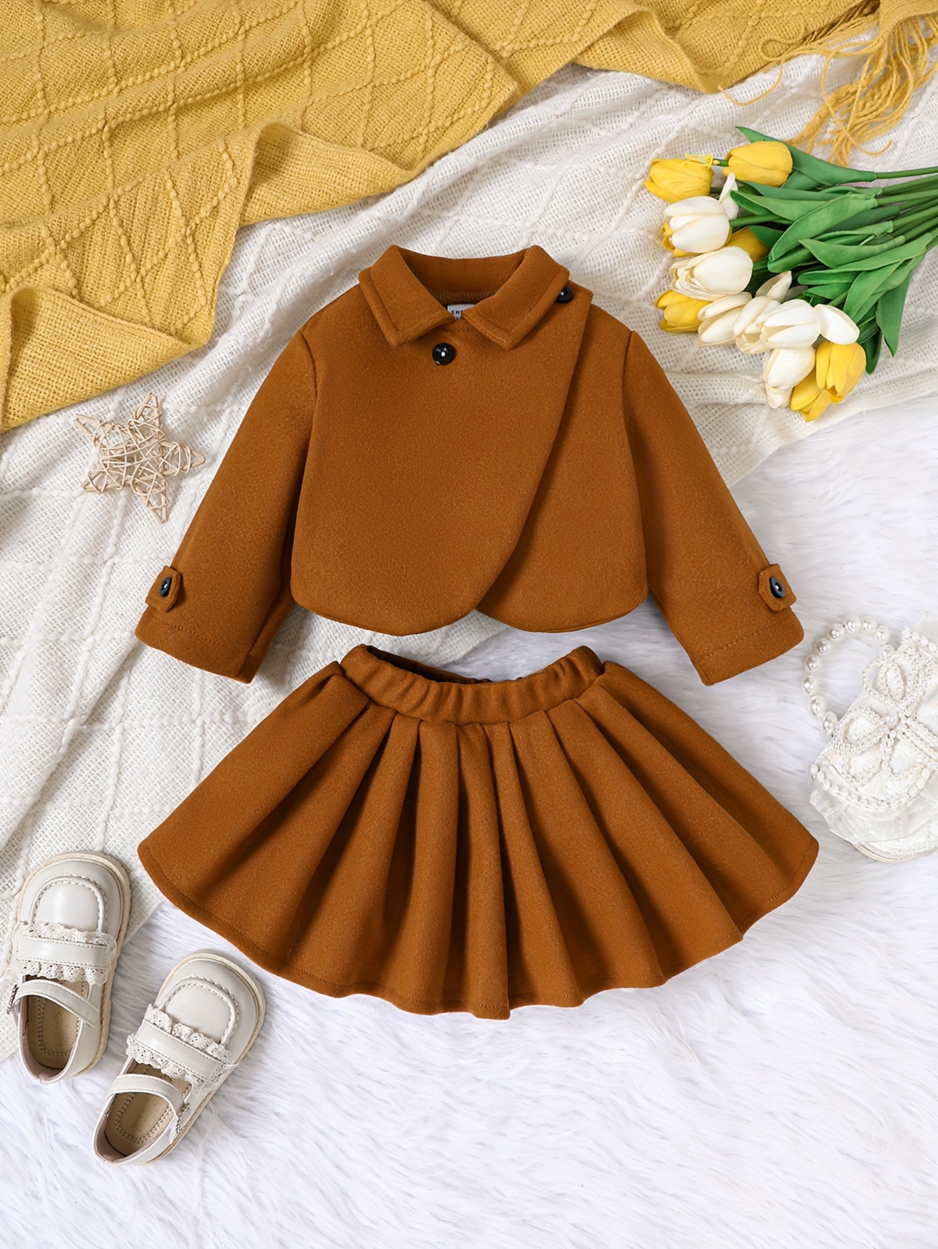 Baby yellow pleated top skirt