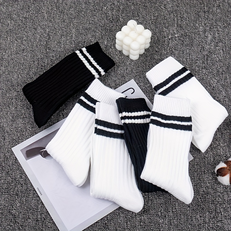 Calcetines De Rayas Blancas Y Negras - Temu