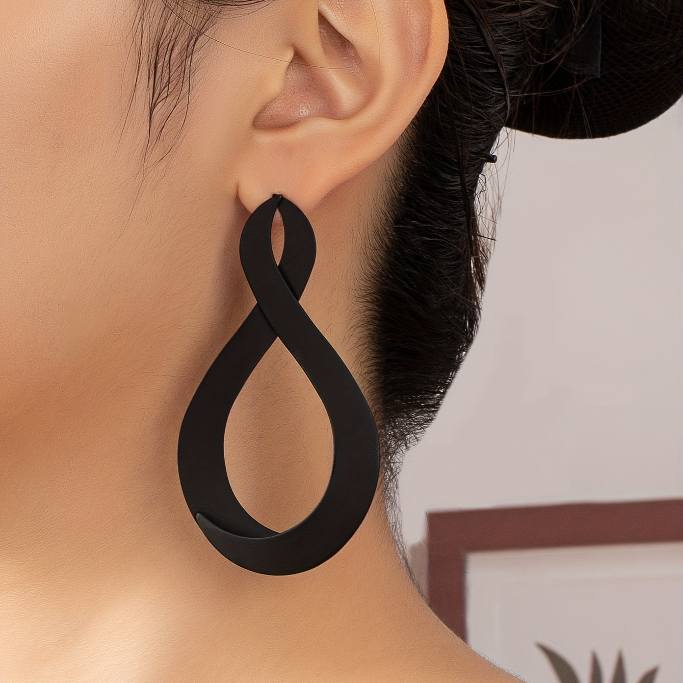 Geometric shape metal drop earrings