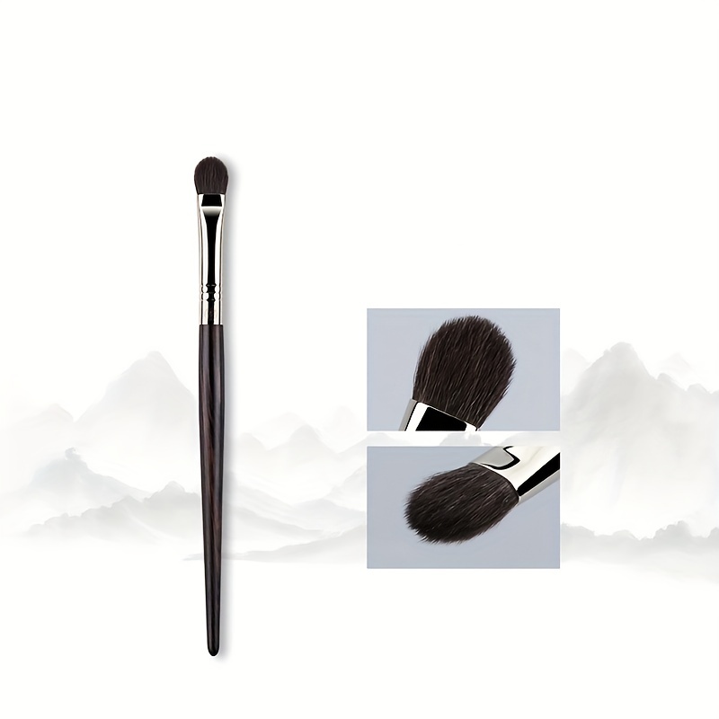 Precision Eyeshadow Brush for Flawless Blending