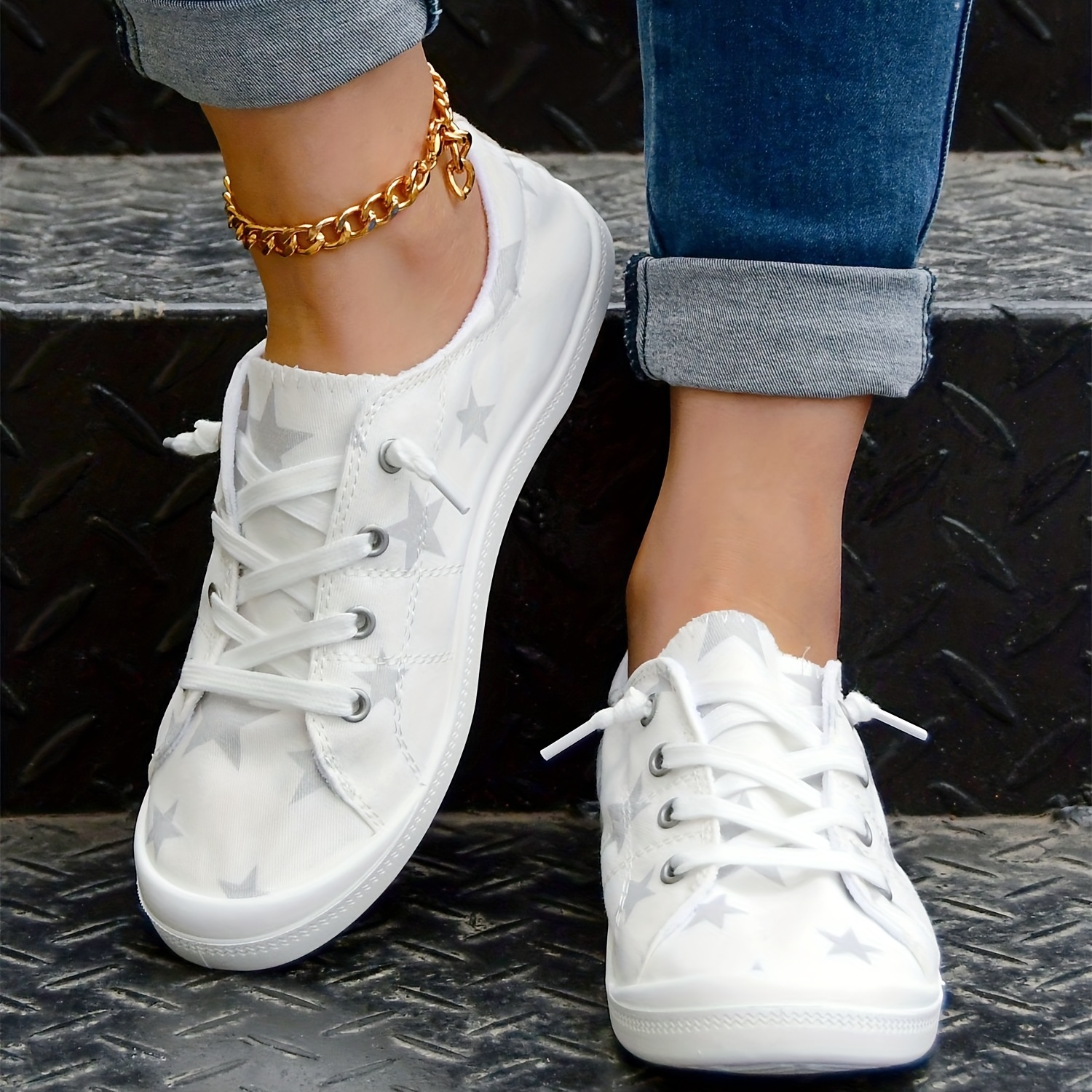 Women's Star Printed Canvas Shoes Casual Lace Up Low Top Sneakers