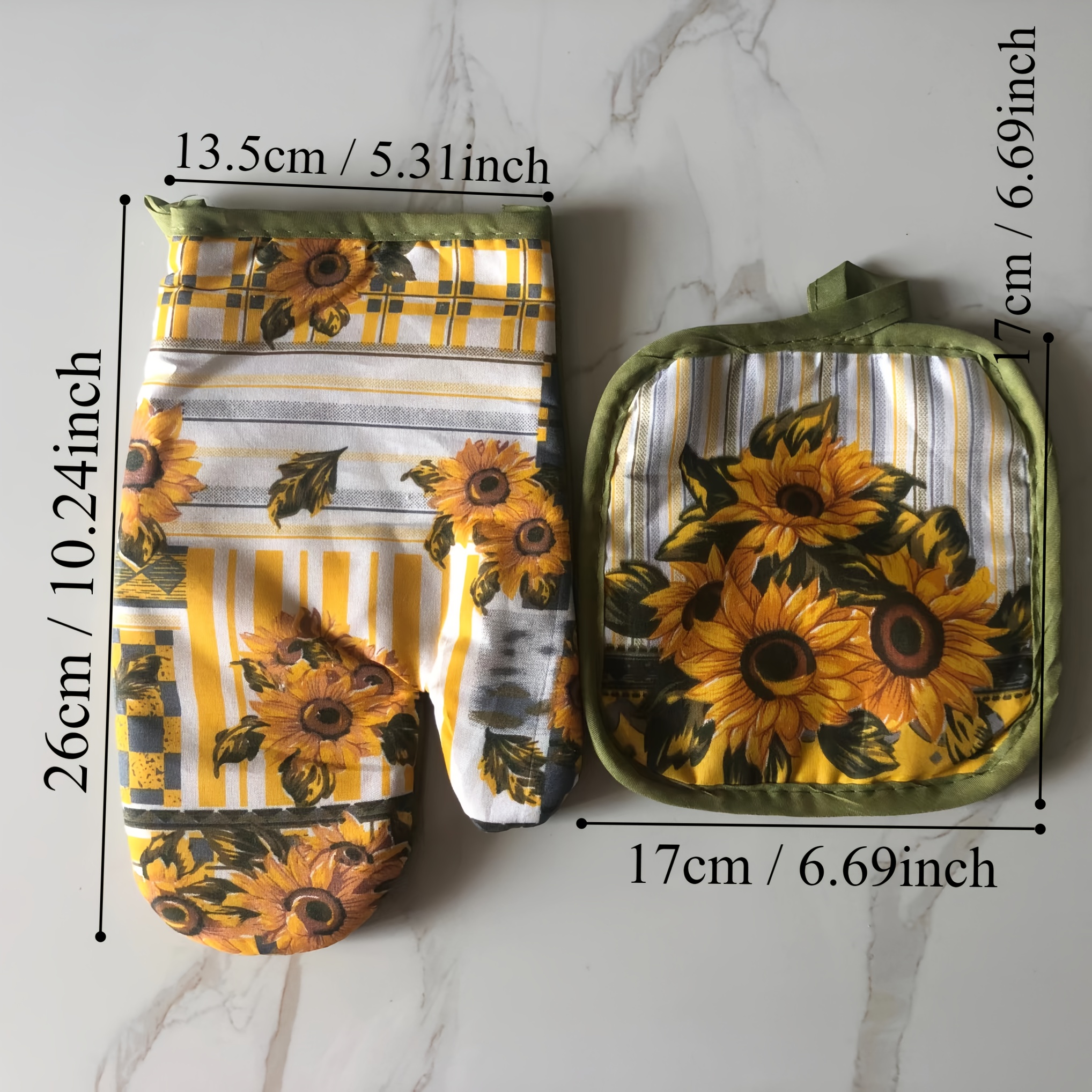 70s Flower Oven Mitt Set