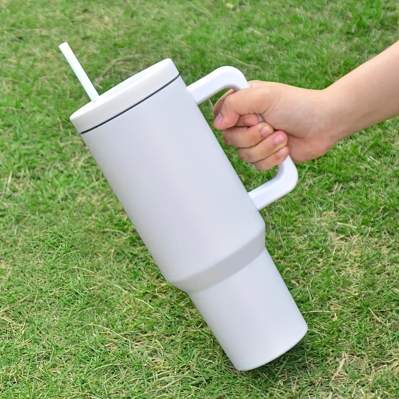 1pc 40oz Handle Drinking Tumbler With Straw And Lid Stainless