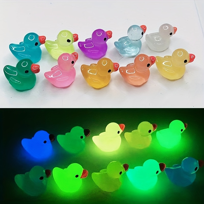 Yuronam 70 Pcs Tiny Ducks Mini Resin Ducks Miniature Ornaments for Slime,  Dollhouse, Garden Decoration(Mixed Duck)