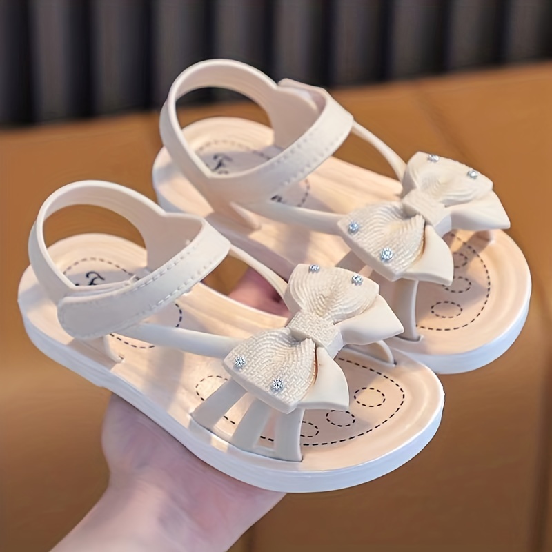 White Ready Set Bow Sandals Toddler Girls Squeaky Shoes | Size 3 4 5 6 –  Little Footprints Children's Shop