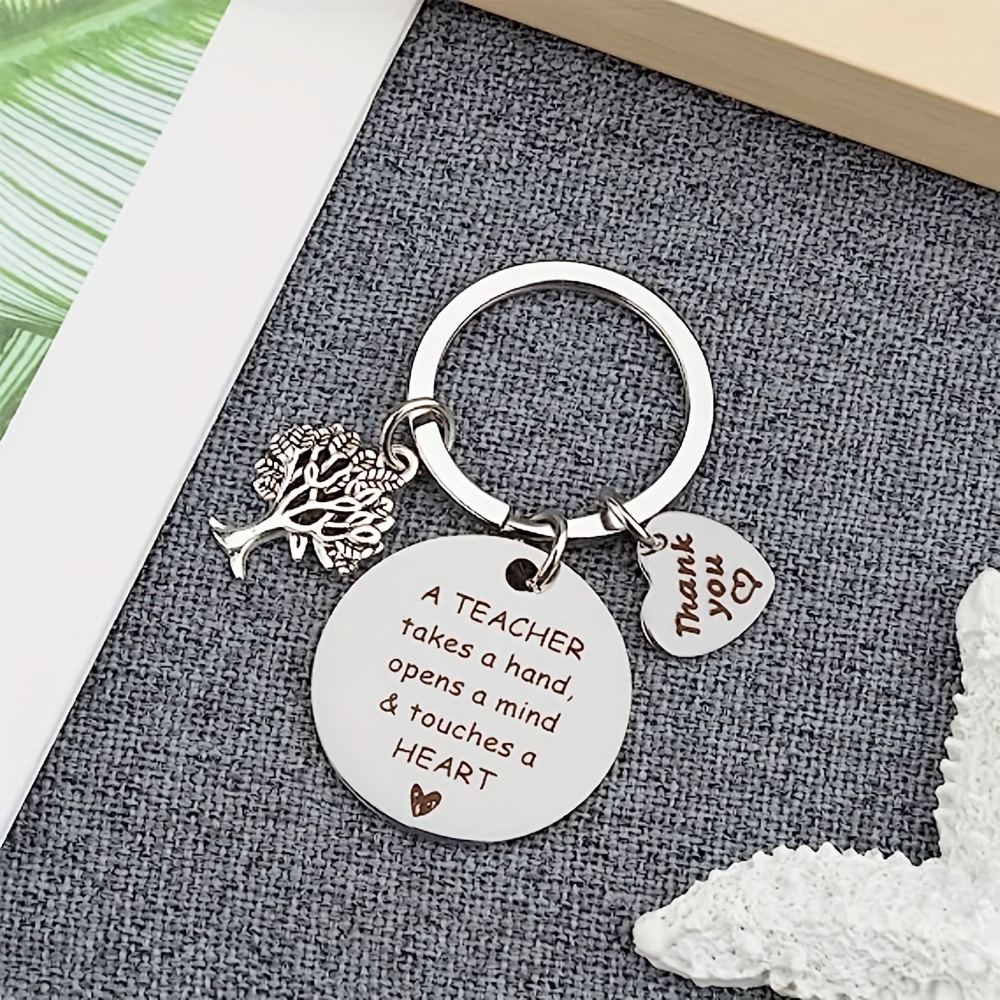 1pc, New Small Bee Keychain Thank You Gift for Women Teacher Christmas Valentine's Day Gift Thanksgiving Christmas Party Key Ring Gift,Temu