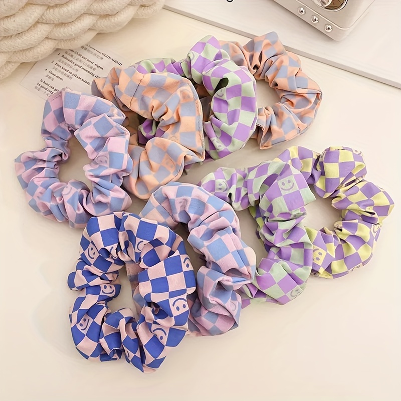 

4 Piece Set Of New Minimalist Chessboard Plaid Large Intestine Hair Rings, Colorful Smiling Face Expression Hair Rope, Student Headrope, Sweet Hair Accessory Headdress