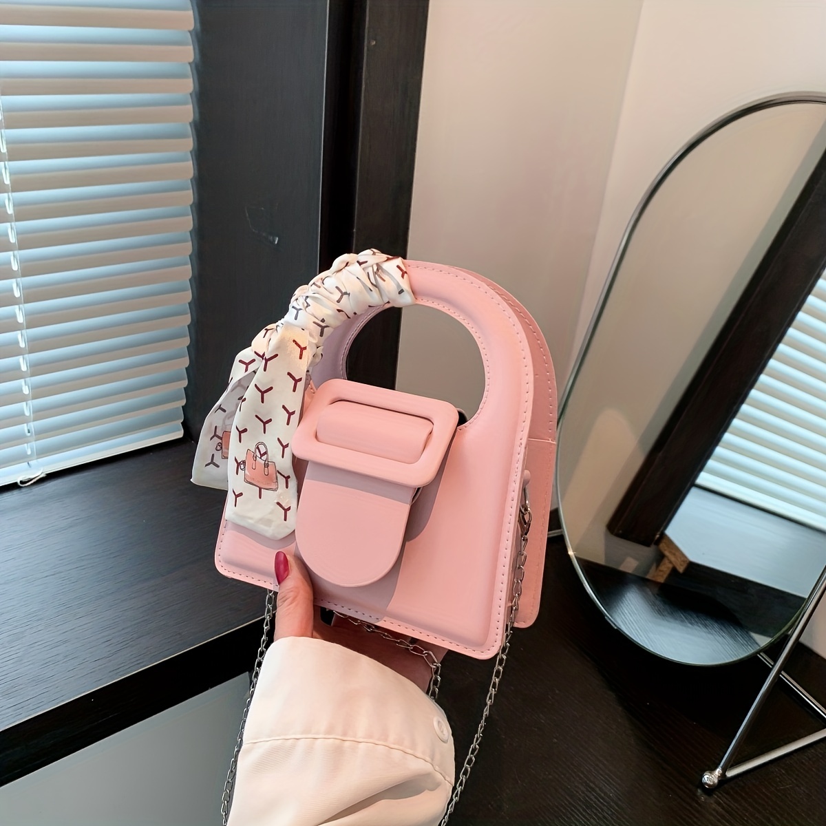 Boyy Bobby 18 Leather Handbag in Pink