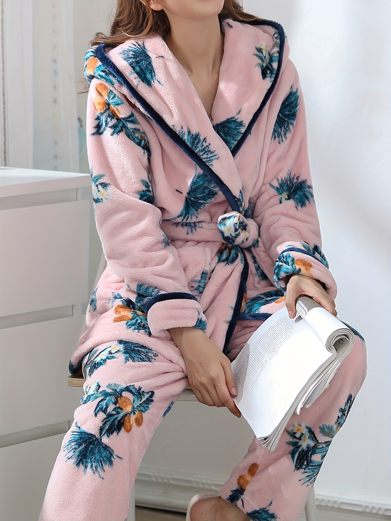 Floral Print Pajama Set, Long Sleeve Fuzzy Robe With Belt, 50% OFF