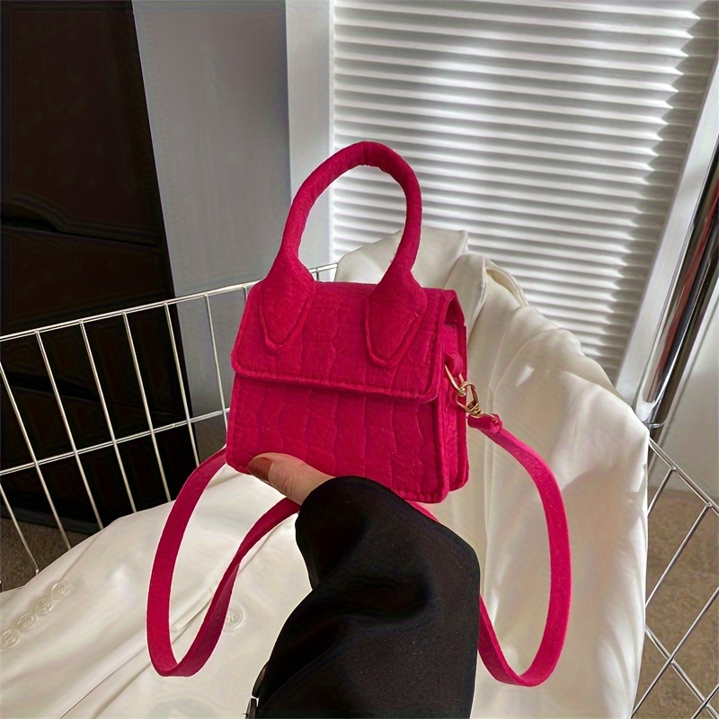 Rose Red Crocodile Pattern Fashionable Flap Shoulder Bag For Women