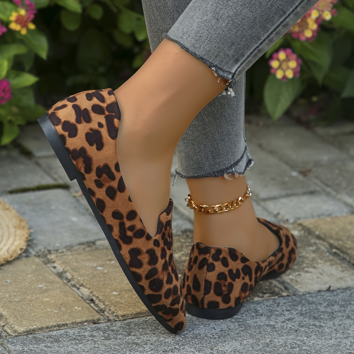 Comfy leopard hot sale flats