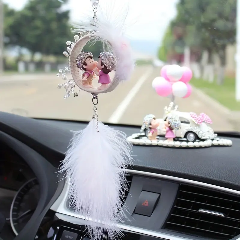 Accessoires de décoration de voiture faits à la main résine pendentif de  voiture amoureux Figure décoration intérieure de voiture rétroviseur
