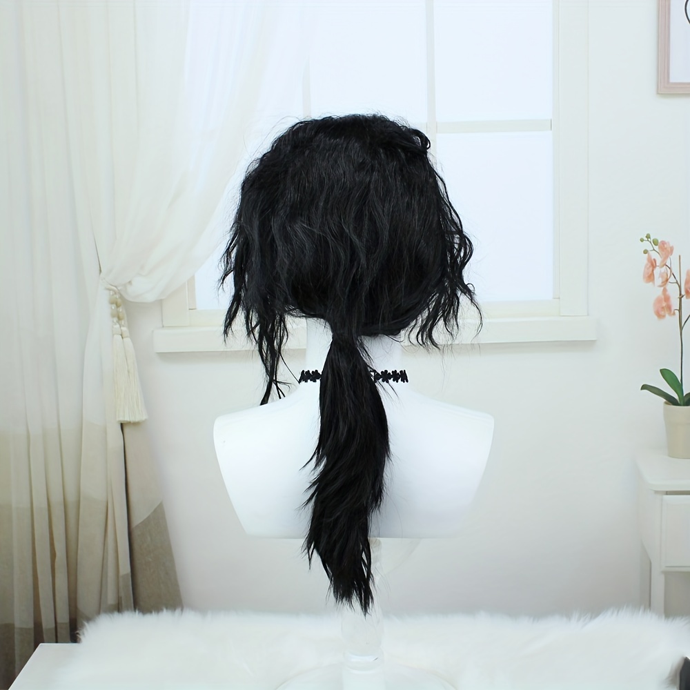 Black wig in top ponytail