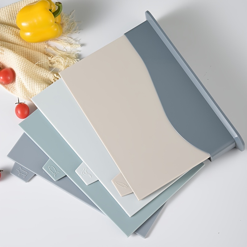 Why we use color coded cutting boards at home