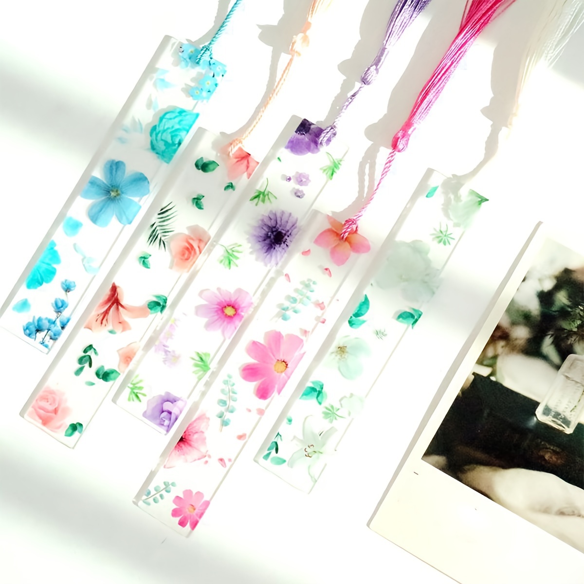 1pc Random new flower pattern bookmark, tassel decor portable