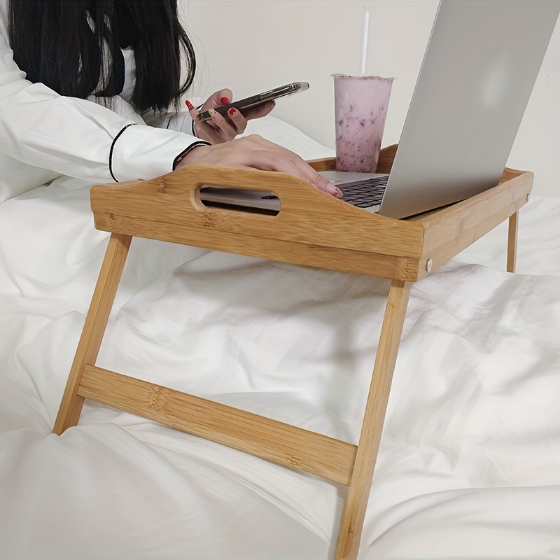 Mesa de cama con patas plegables, sirve desayuno en la cama o uso como mesa  de TV, bandeja de computadora portátil, bandeja de aperitivos : Hogar y  Cocina 