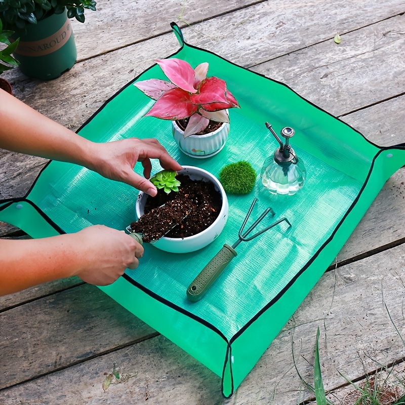 Foldable Plant Mat for Repotting