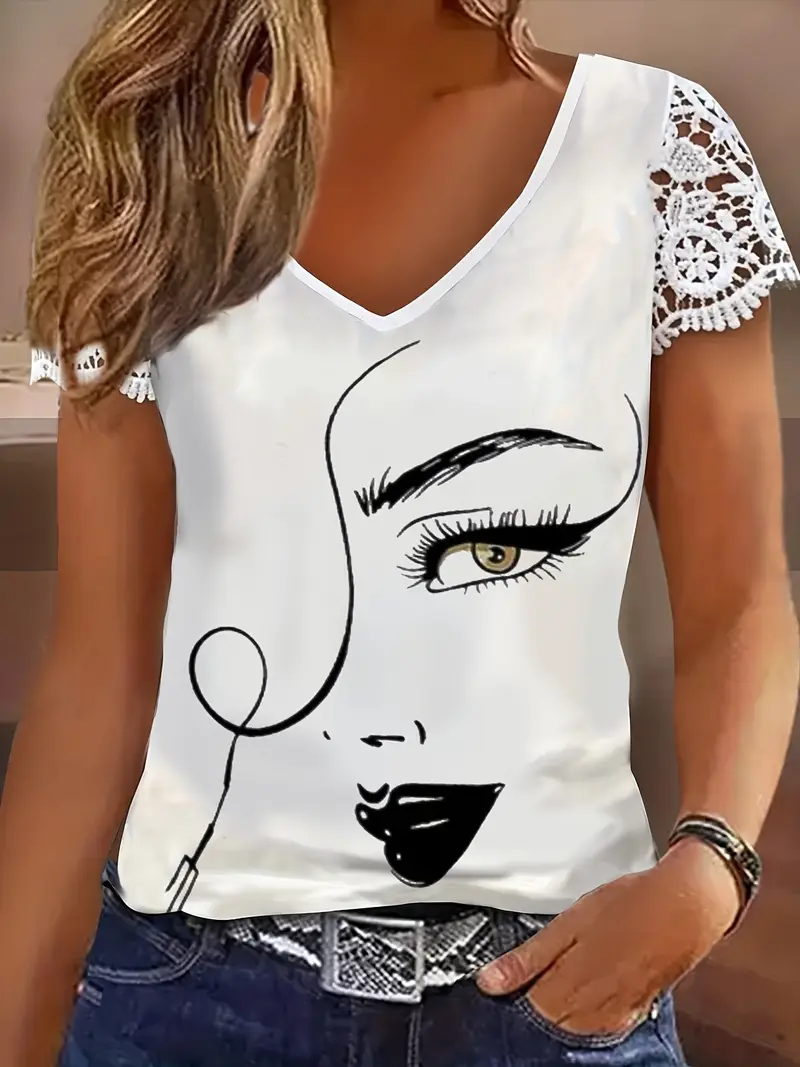 Printed Short-Sleeved Lace Stitching V-Neck T-Shirt Printed Short-Sleeved Lace Stitching V-Neck T-Shirt