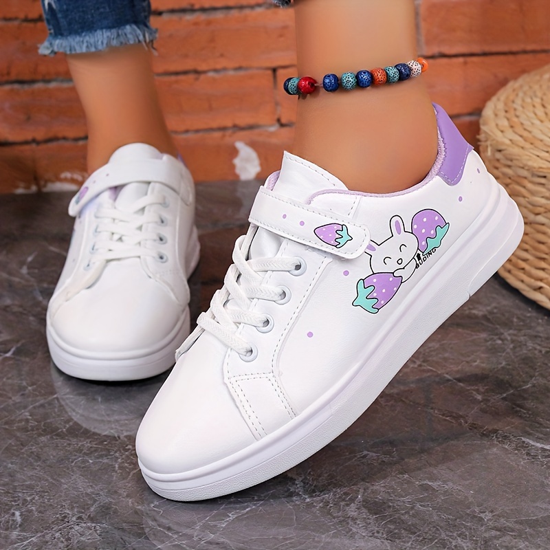 Cute 2024 comfy sneakers