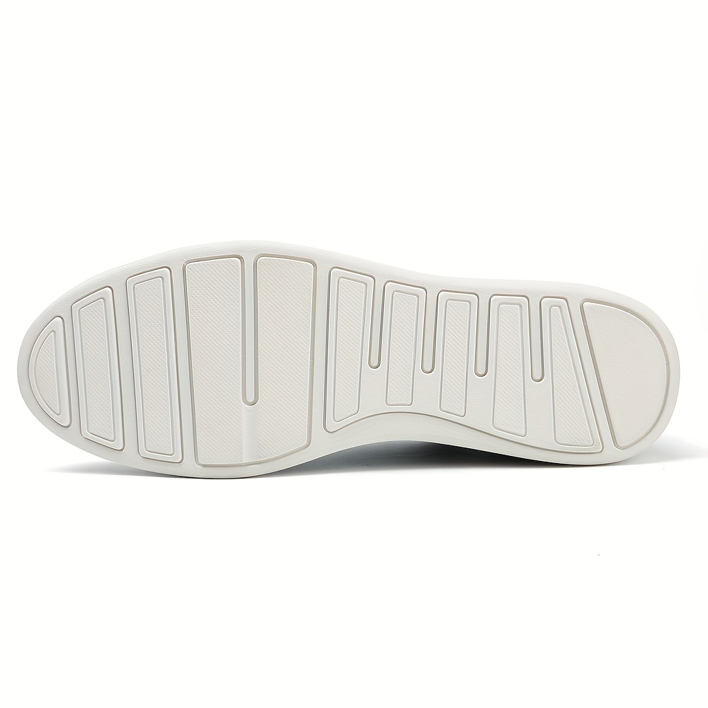 Men's Lightweight Sneakers - Athletic Shoes - Breathable Lace-ups