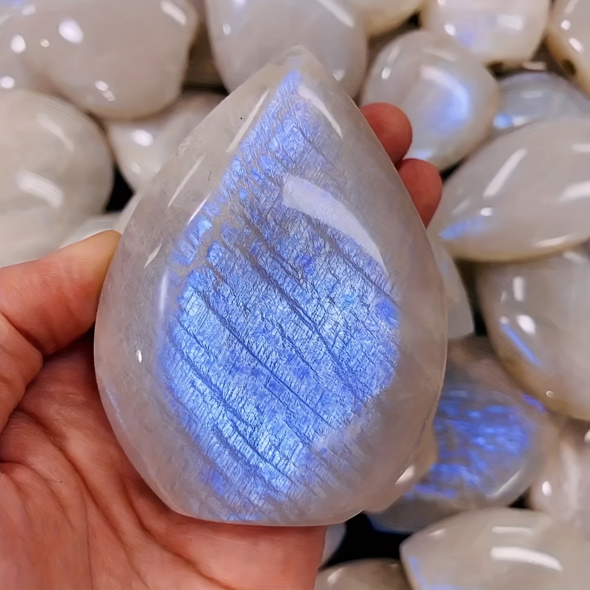 Natural Moonstone Flame Crystal Light Flash Decoration Labradorite Crystal