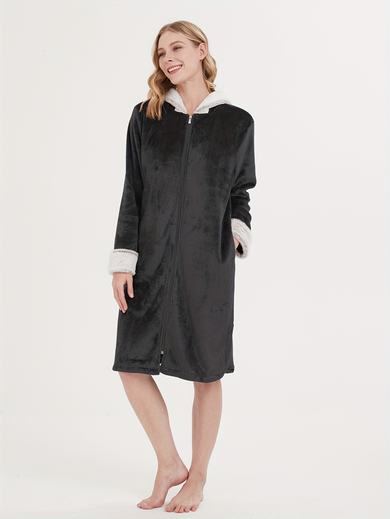 Bata de forro polar súper suave para mujer, con cremallera frontal, bata de  baño con capucha, pijama de franela de invierno (color gris, talla: L)