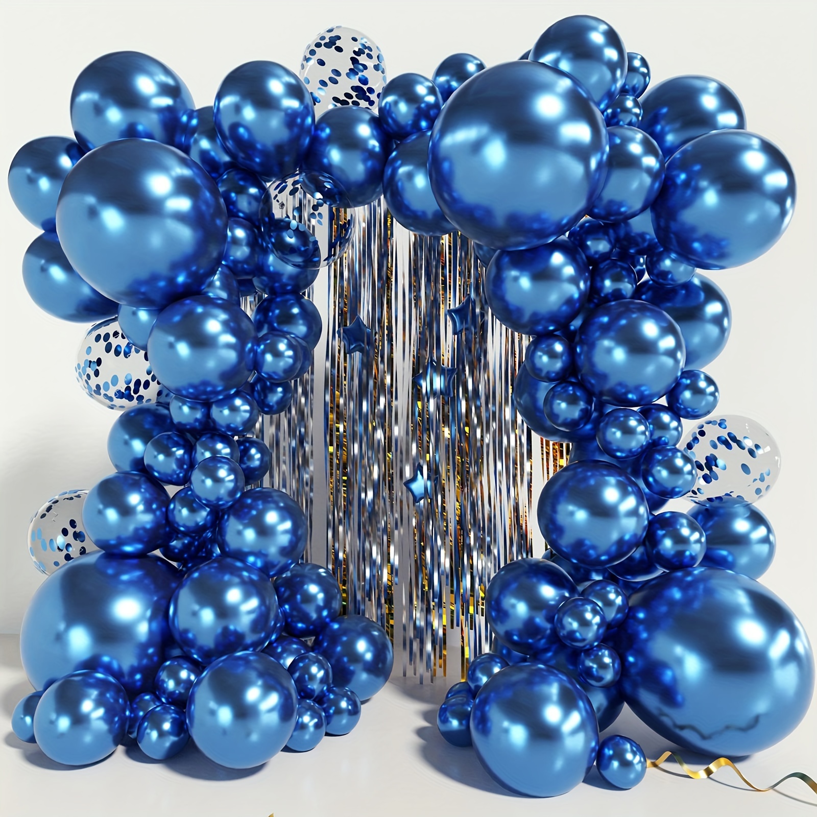 Ballons décoratifs pour le Nouvel An 2024 - Ballons en latex argenté en  forme de chiffre 2024 avec confettis bleu marine et étoile en verre de