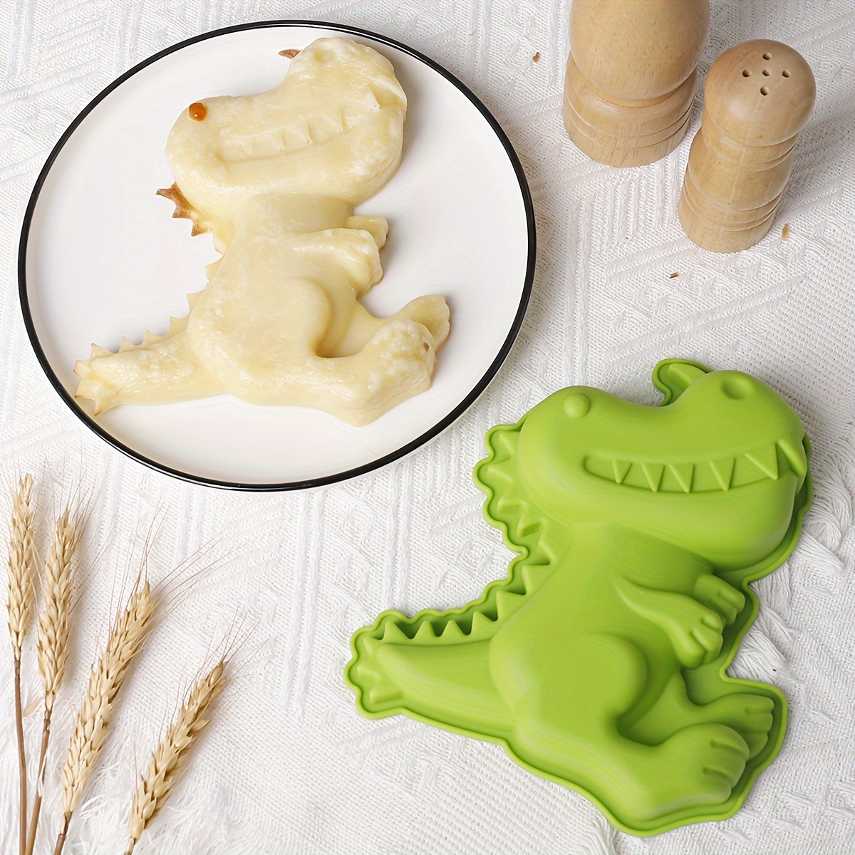Moule à gâteau en forme de dinosaure pour anniversaire d'enfant