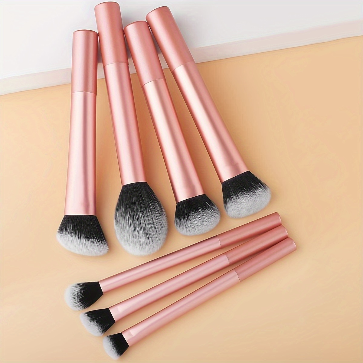  Travel Makeup Brushes 15 Pcs Makeup Brush Kit Premium Synthetic  Powder Foundation Highlight Concealer Eyeshadow Blending Eyebrow Liner  Spoolie Brush Set for Girlfriend Valentines Day Gifts : Beauty & Personal  Care