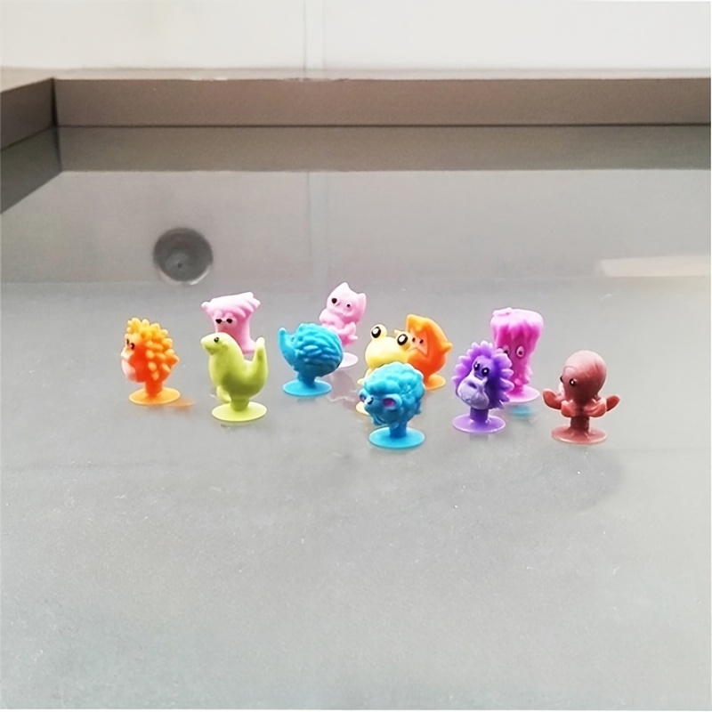 Littlest Pet Shop McDonald's Set of 8 Figures (Random Colors)