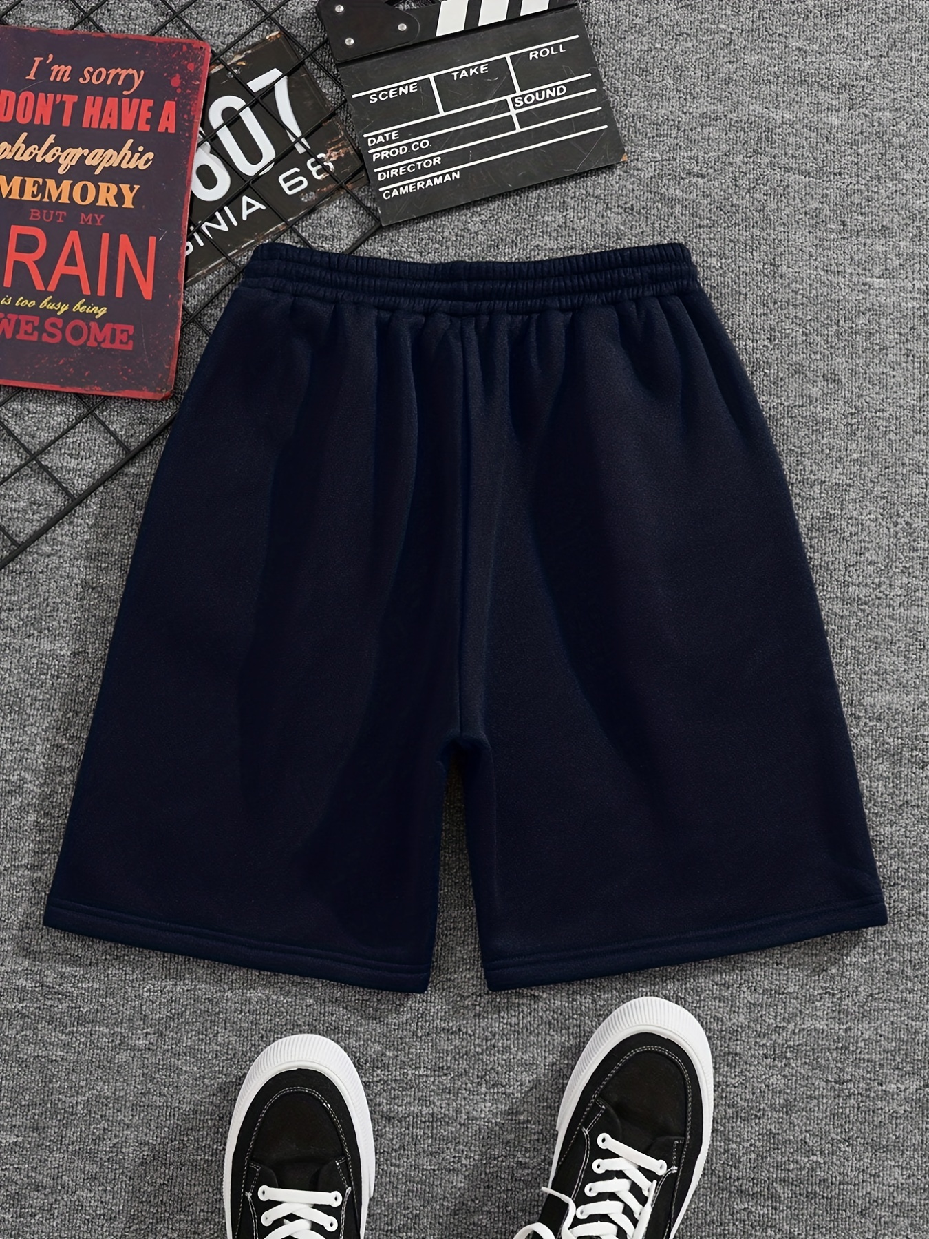 Men Letter Graphic Drawstring Shorts