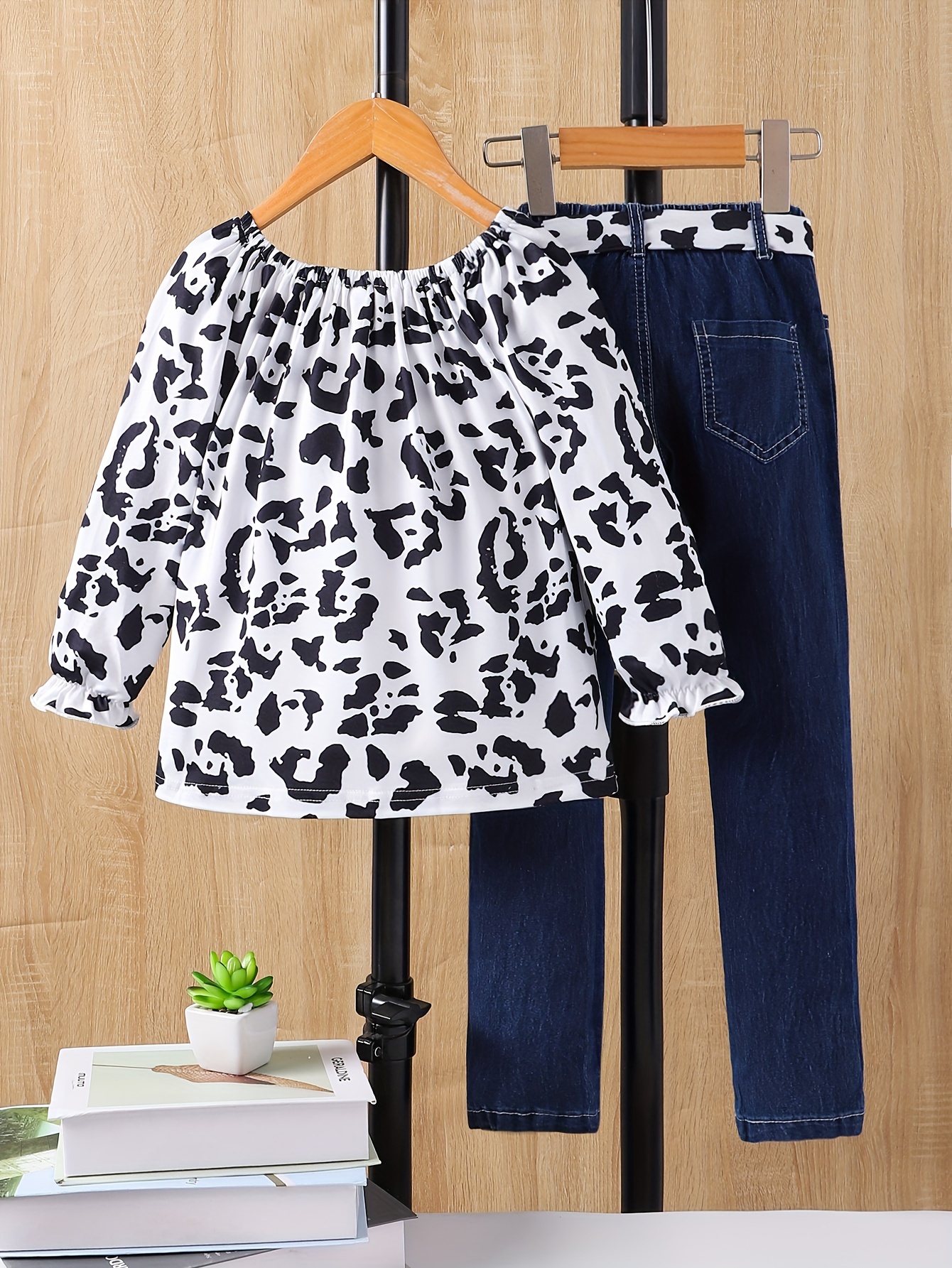 2023 Summer Jean Set Outfit For Girls Crop Top T Shirt And Denim Pants  Outfit, Child Tracksuit In Sizes 6 14 Years 230630 From Youngstore07,  $19.85