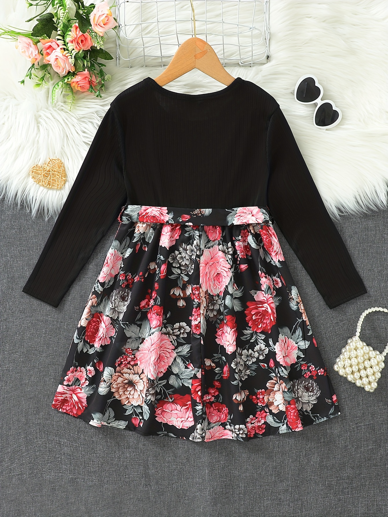 Vestidos negros con discount flores