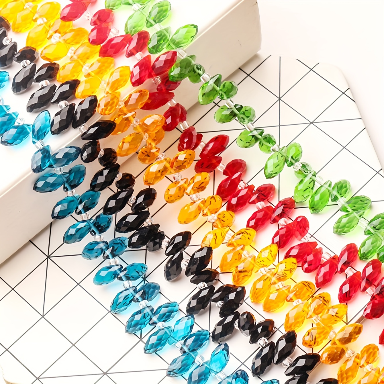 100 Mixed Color Transparent Acrylic Gummy Bear Beads 12mm Horizontal Hole