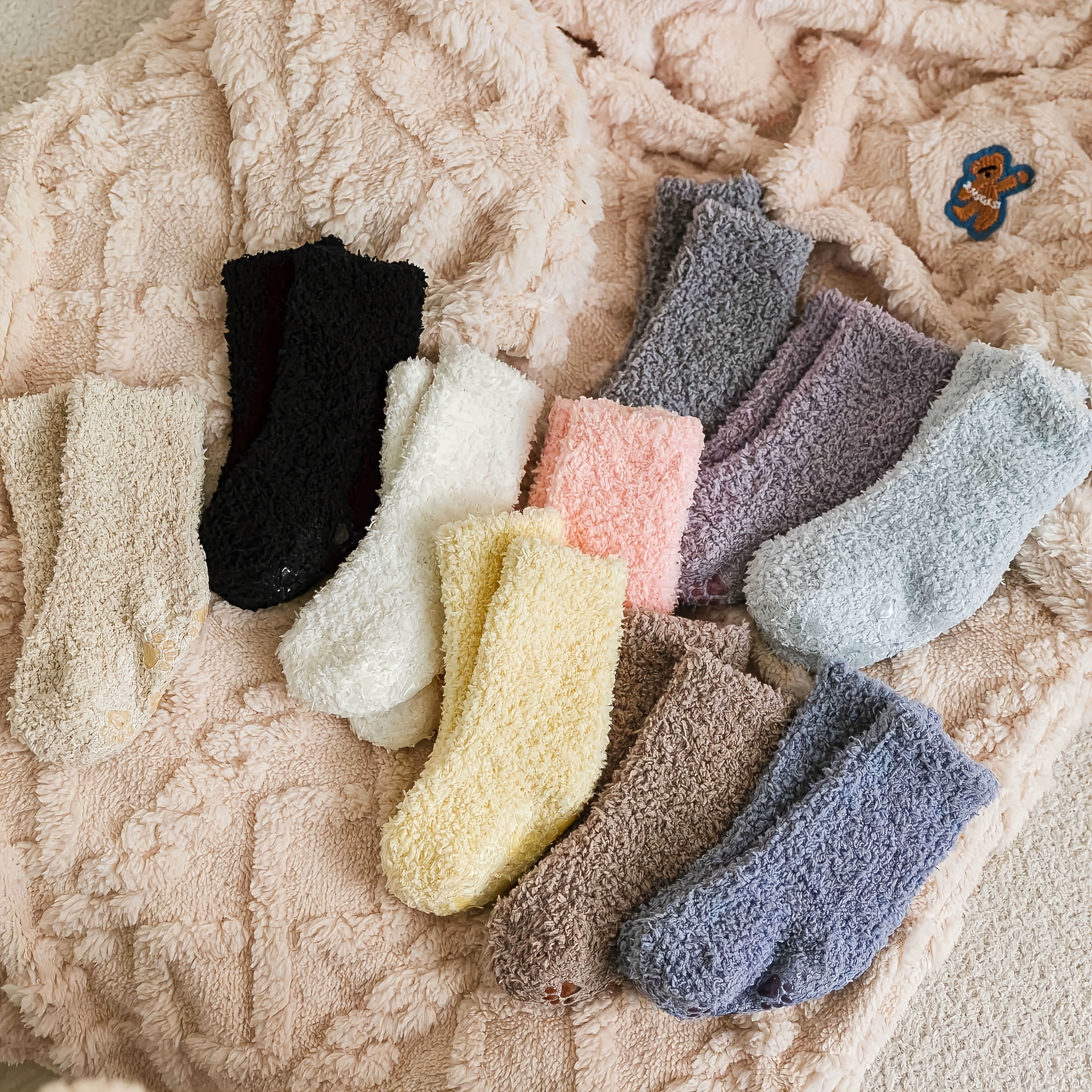 12 pares de calcetines antideslizantes para niños pequeños con  puños para bebés niños y niñas, Negro - : Ropa, Zapatos y Joyería