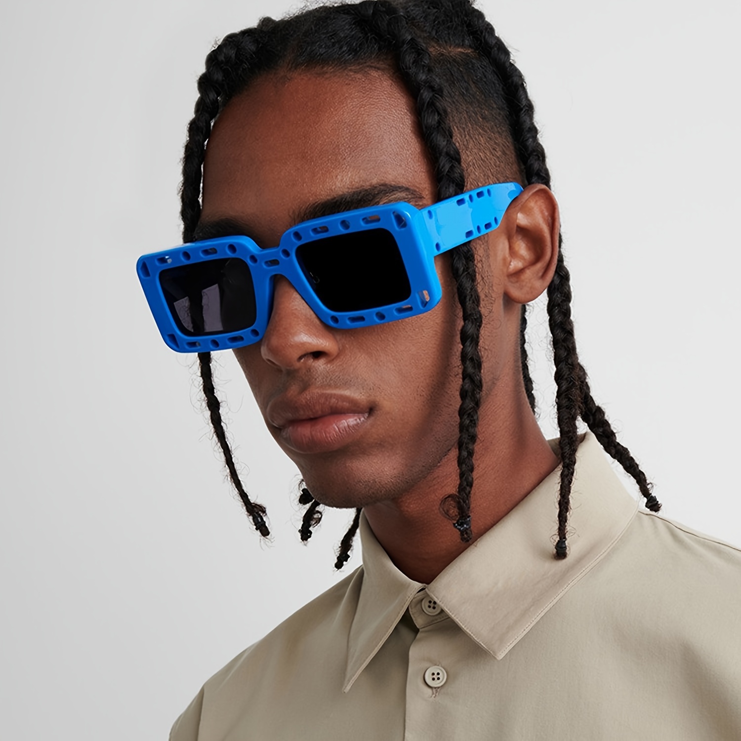 Un Par De Gafas De Sol Cuadradas De Hip Hop Para Hombres Con Agujeros  Huecos Cuadrados Para Hombres, Compre Ahora Ofertas Por Tiempo Limitado