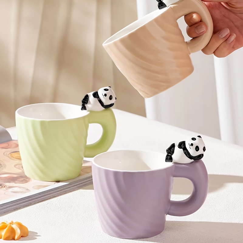 Cesta regalo Navidad con taza Panda
