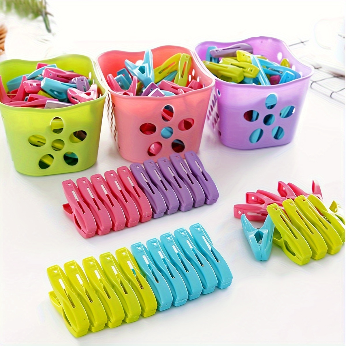 30pcs Multifunctional Plastic Small Clip With Storage Basket Quilt