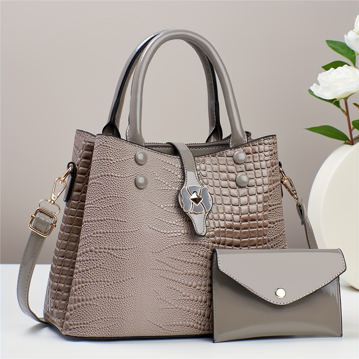 New ladies outlet hand purse