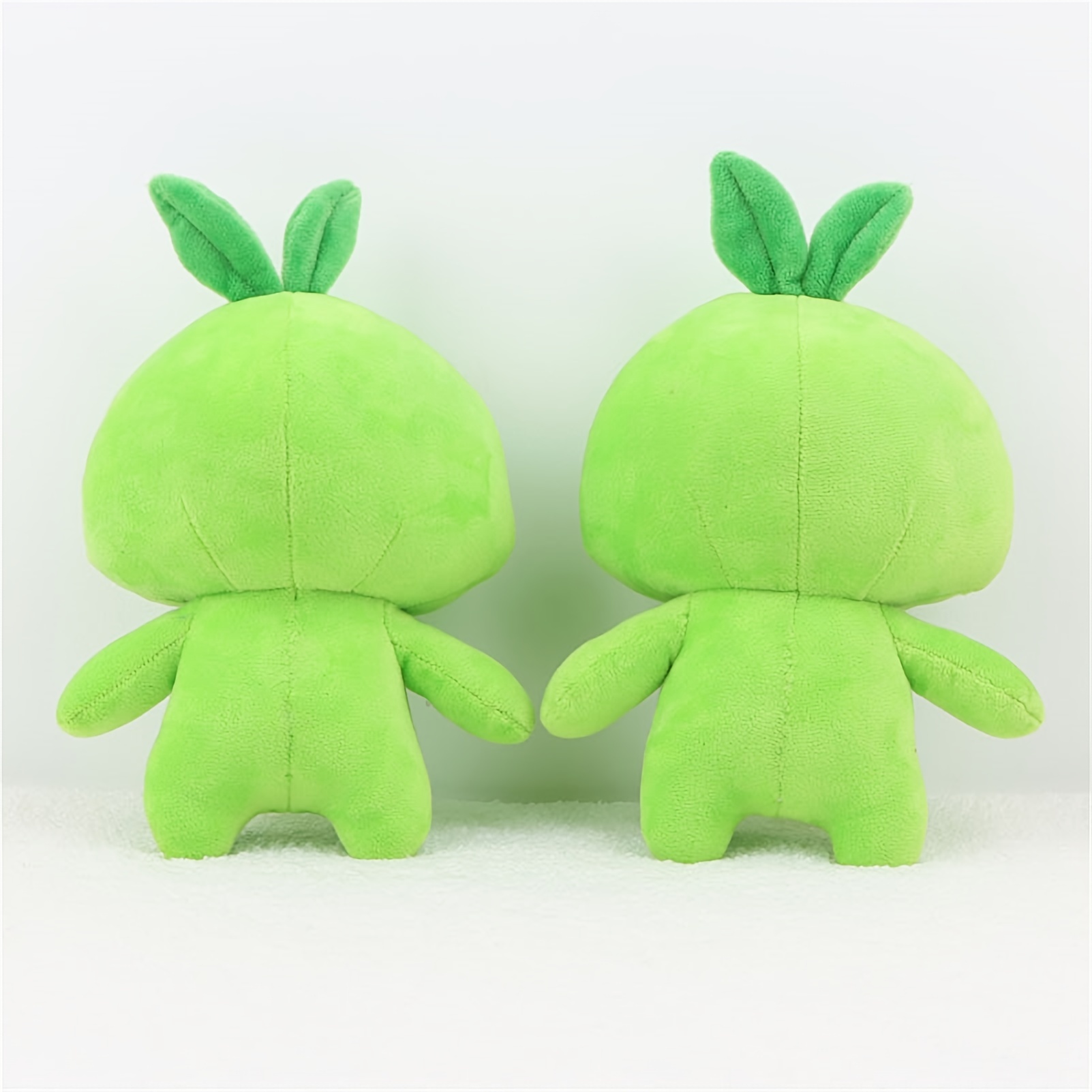 26cm Kawaii Game Leaf Plush Toy Cute Green Seed Plushies Anime